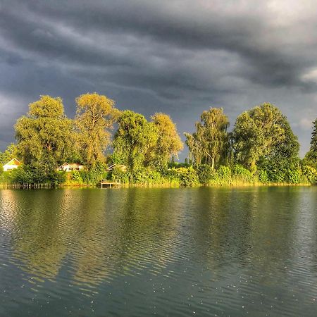 Recreatiepark De Markplas Opheusden المظهر الخارجي الصورة